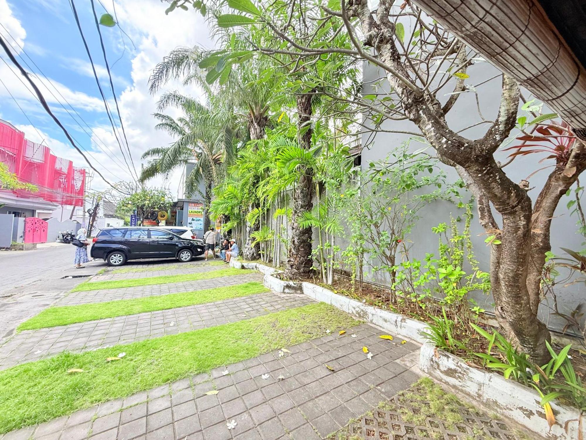 Penelopy * Seminyak (Bali)