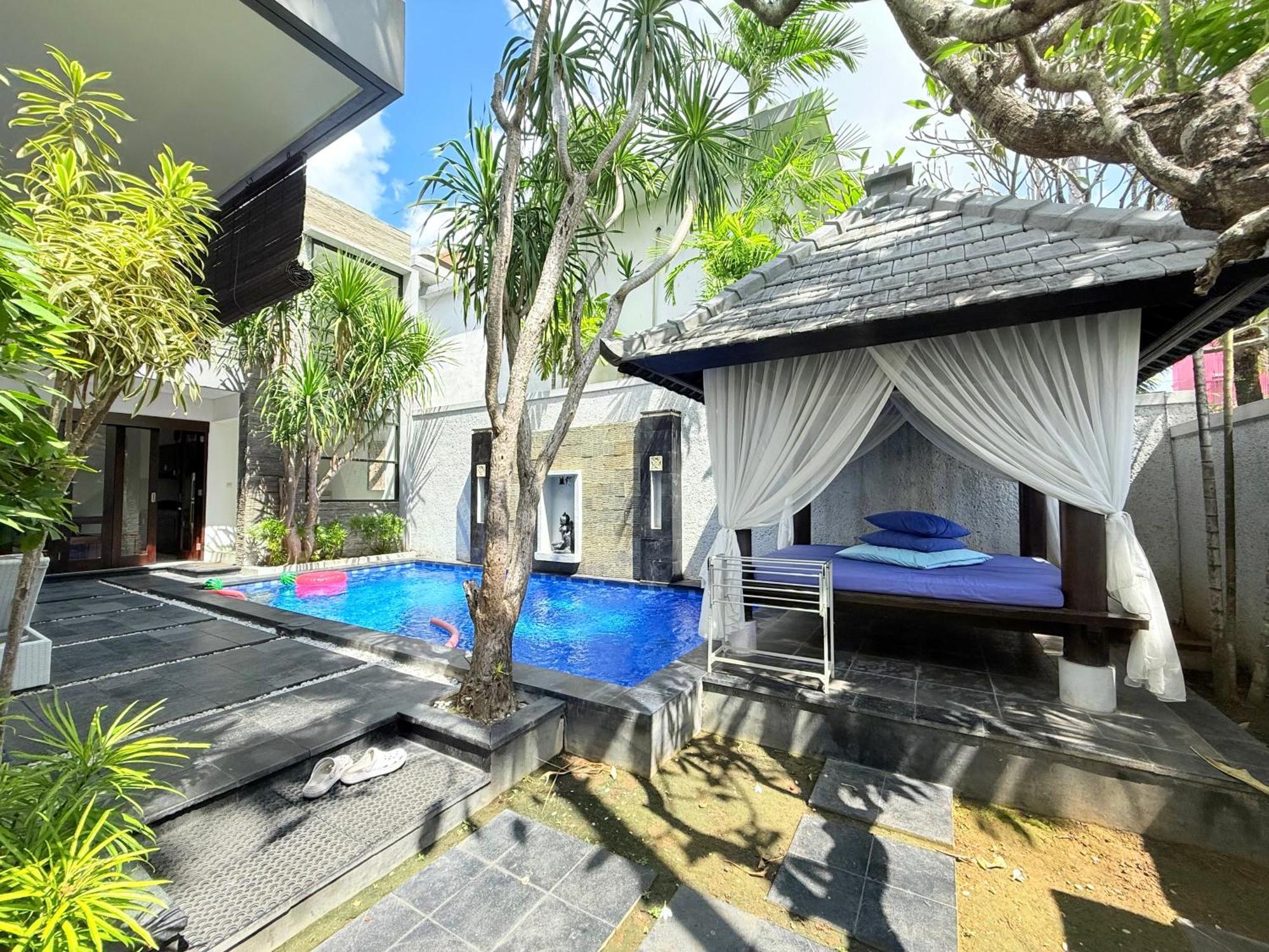Penelopy Villa Seminyak (Bali)